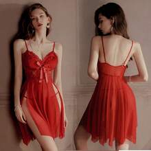 FEE ET MOI 性感内衣多件套下摆开衩花瓣睡袍，蕾丝深 V 吊带，刺绣蕾丝高腰大腿，花瓣开衩裙 - 酒紅色 - 查看 1