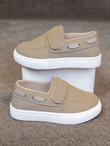 儿童休闲运动鞋，软橡胶鞋底，舒适透气，适合日常活动、玩耍、散步、旅行、户外、骑自行车