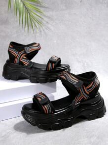 2025年夏季新款厚底编织带运动凉鞋，时尚百搭超轻舒适钩环沙滩凉鞋，女士