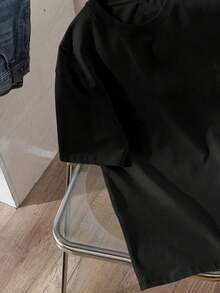 女款可自訂文字與照片可列印正反面個性化T恤，健身運動服套裝 - 黑色 - 查看 6