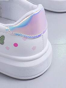 1 par de calcetines ligeros y transpirables con diseño de mariposa, cierre de gancho y ojal, efecto holográfico, aptos para todas las estaciones, uso casual en el campus y al aire libre