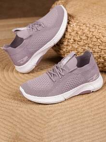 Zapatillas de playa huecas y transpirables Sandalias de senderismo ligeras para vacaciones al aire libre Coconut Grove Sea Breeze Zapatos para la misma cueva Permeabilidad al oxígeno aumentada en un 70% Diseño ligero a prueba de salpicaduras - Morado - Ver 3