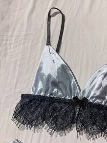 1 Set Pigiama da donna sexy in 2 pezzi, con top in pizzo traforato, in seta charmeuse elasticizzata
