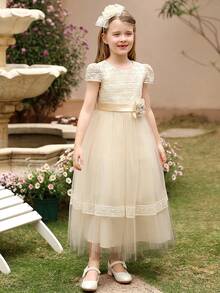 Vestido de verano elegante para niña con aplicaciones de encaje y tela de malla - Champán - Ver 5