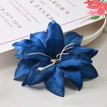 1个度假风仿真花发夹，适合旅行、拍照和各种造型，发饰