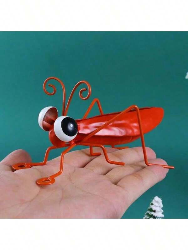 1pc Iron Art Color Three-Dimensional Grasshopper Outdoor Flower Garden Landscape Small Ornaments, Garden Decoration Creative Ornaments