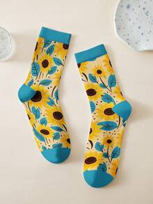 1 Pair Sunflower Pattern Socks - Vibrant Sunflower With Green Leaves Design, Bringing Warmth And Spring Vibe. 360 Digital Printing Mid-Calf Socks With Random Floral Print, Fashionable And Suitable For Daily Wear, Exclusive Design For Clothing, Underwear & Socks, All Seasons