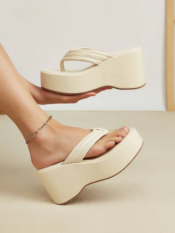 Sandali infradito in morbida pelle di alta qualità, antiscivolo, nuovi sandali con suola spessa alla moda, comodi e versatili per uso interno ed esterno, adatti per tutte le stagioni, con tacco a zeppa. (L'area delle dita dei nuovi scarpe potrebbe essere un po' rigida, si consiglia di indossarle a casa per qualche volta per romperle prima di indossarle all'esterno per ridurre efficacemente l'attrito)