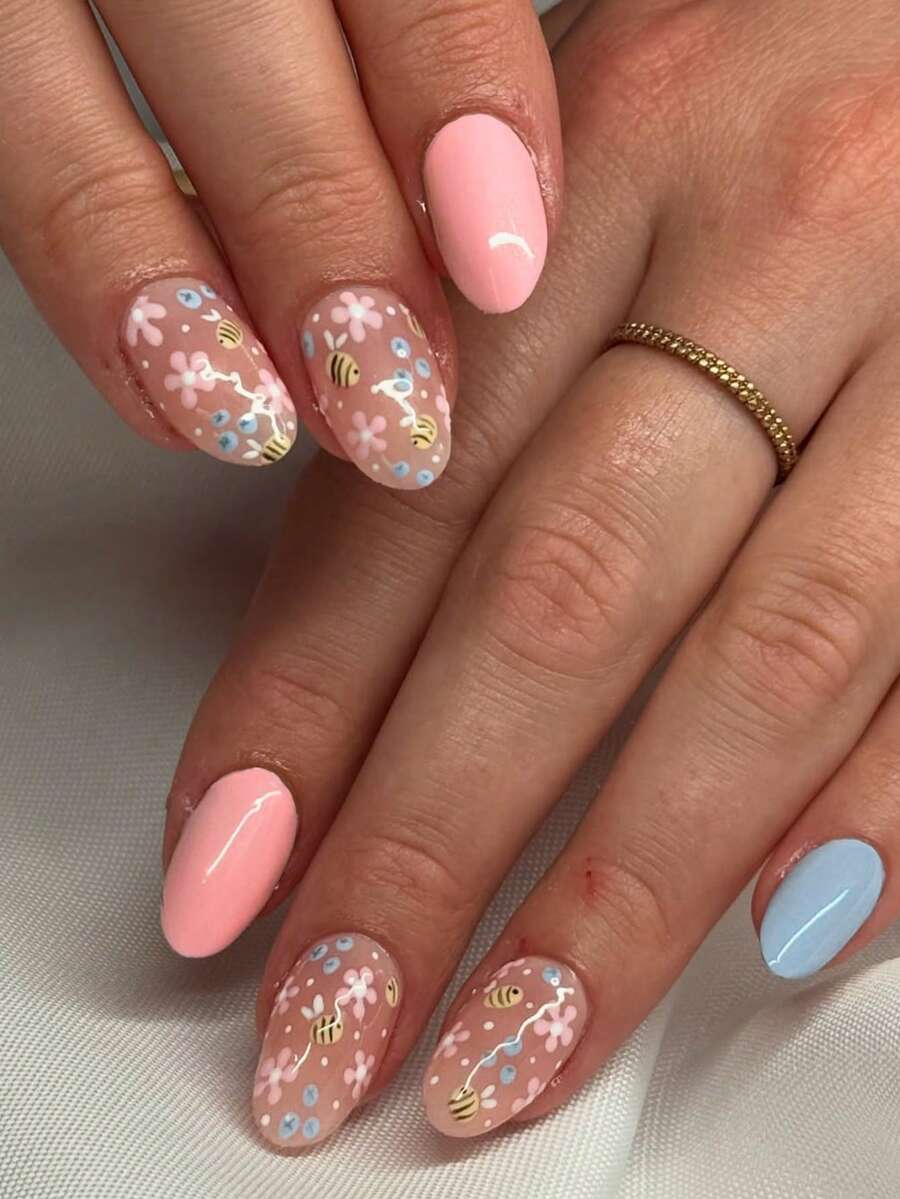 24 件短椭圆形可爱蜜蜂花朵指甲设计法式亚克力按压指甲短款完美贴合设计假指甲套装，包含：1 件果冻胶和 1 件指甲锉，花朵指甲和法式尖头指甲适合女士和女孩日常生活狂欢派对使用美甲用品指甲