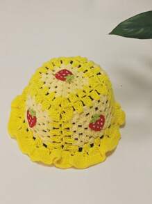 1pc Sweet Strawberry Decor Hand-Knitted Versatile Cap (Strawberry Accessory Position Is Random)
