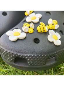 8 Three-Dimensional Bee Flower Resin Charm, Clown Sandals Decoration Shoe Accessories DIY Customization - Colorful And Fashionable Personalized Shoe Accessories