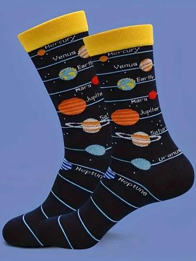 1 paire de chaussettes mi-mollet pour hommes, simples et respirantes, avec motif de planète de dessin animé, pour le printemps et l'été, automne