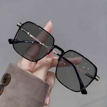 1 款新款方形时尚眼镜，经典现代简约风格时尚眼镜，不变色眼镜，适合夏季海滩度假、户外、旅行 - 黑色 - 查看 6