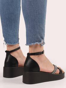 SANDALO CON ZEPPINA I PELLE SINTETICA CON FASCIA A X DI CUI 2 STRISCETTA I STRASS - Svart - Visa 3