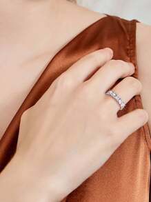 XUJIA 1 pièce Bague solitaire en argent sterling 925 avec moissanite ronde de 4 mm, bijou simple et à la mode, cadeau avec certificat GRA