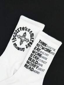 10 双随机字母图案中筒袜，男士中筒运动袜，街头、篮球、保暖、四季皆宜