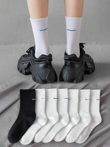 1/5 Pairs Random Black & White Breathable Comfortable Street Style Women Crew Socks - Black and White - View 1