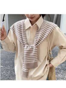 1 pièce Cardigan col châle en mélange de laine de haute qualité, minimaliste, avec patchwork de couleur unie et rayures, pour femmes. Poncho sans manches polyvalent. Châle tricoté de couleur unie pour l'automne 2025. Nouveau châle tricoté fin à rayures pour assortir avec un pull, une chemise, une écharpe [légère différence de couleur par rapport au produit réel]