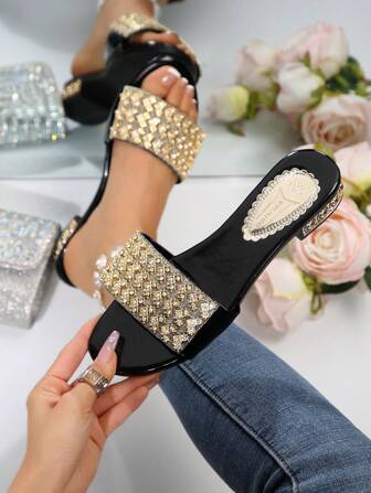 Round Toe High Heel Sandals Women New Fashion Thick Heel Slippers European American Style Plus Size Roman Sandals Flat Rhinestone Wedges