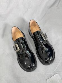 Zapatos escolares de vestir negro para niños, niñas, adolescentes, estudiantes de secundaria, adecuados para rendimiento, todo el año, calzado casual plano para campus - Negro - Ver 3