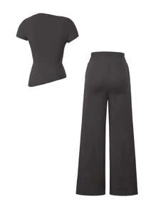 Conjunto de top asimétrico con cuello oblicuo drapeado y pantalones largos fluidos de unicolor para mujer