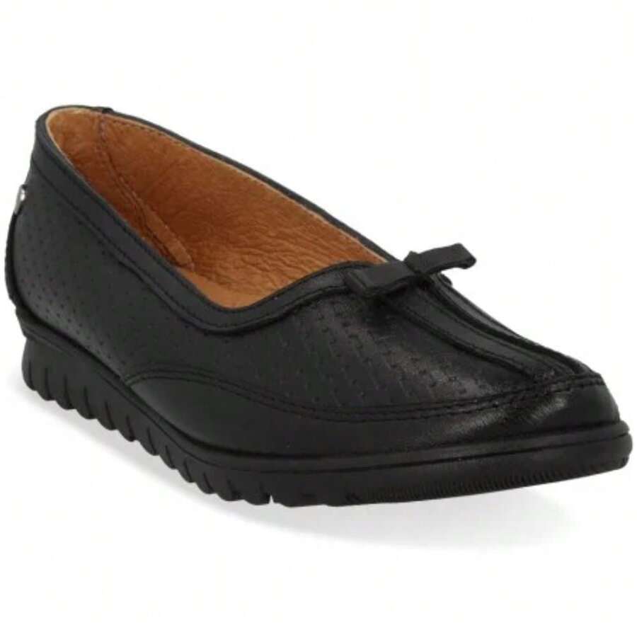 Women Uniform Dress Shoes - Black - View 1