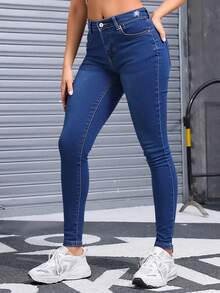 Pantalones jeans ajustados de cintura alta en azul denim, tela suave y elástica, ideales para estilos casuales y versátiles - Azul lavado medio - Ver 3