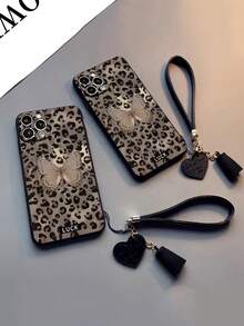 Fall Phone Case 1pc Leopard Print Butterfly Painted Thick Anti-Drop Protective Phone Case, Includes New Leather Heart-Shaped Wrist Strap DIY Phone Case Pendant, Short Wristband Accessory,International Version, Not The Domestic Version - Multicolor - View 4