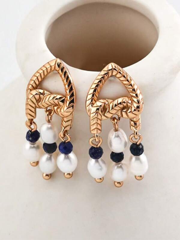 1 Pair Of Fashionable Jewelry, Ladies' Pearls, Light Luxury Copper Ears, Retro Elegance, Grandeur, Versatility, Temperament, Light Luxury Jewelry, Gift Accessories For Your Girlfriend