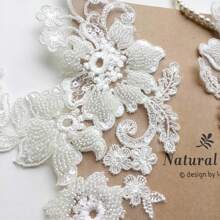 1 Pair Delicate White Embroidered Pearl Flower Cloth Patch, 15.5 * 30 Cm, Decoration For Wedding Dress And Evening Gown