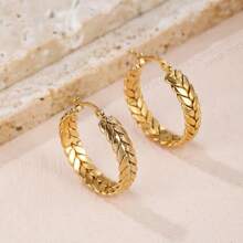 A Pair Of Popular Wheat Ear C-Shaped Stainless Steel Earrings Suitable For Ladies To Wear To The Party.