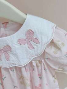 Vestido elegante para meninas com gola redonda bordada e laço, estampa de coelho e floral, estilo moderno, adequado para atividades ao ar livre, festivais, festas, primavera/verão