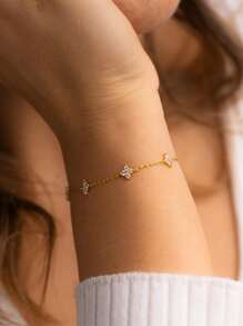1 Stück modischer und eleganter Armband mit kubischem Zirkonia für Frauen, Mini-Blumen-Armband, Stationsarmband, Geschenk für sie zu Valentinstag, Muttertag, Thanksgiving, Weihnachten, geeignet für Alltag, Partys, Urlaub, Hochzeit, Schmuckzubehör, zarter Hochzeitsarmband