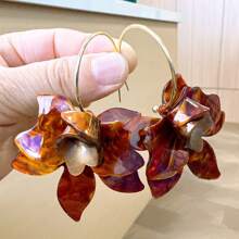 1 Pair Vintage Flower Earrings For Women, Elegant Design With Luxury Exaggerated Style For Unique Ear Accessories