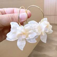 1 Pair Vintage Flower Earrings For Women, Elegant Design With Luxury Exaggerated Style For Unique Ear Accessories