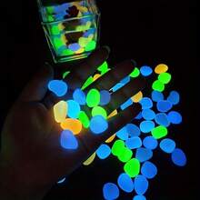 100 块夜光鹅卵石，在深蓝色岩石中发光，太阳能户外花园路径石，用于庭院走道和夜间景观照明的夜光鹅卵石，夏季装饰，童话户外园艺盆景装饰婚礼装饰 - 彩色 - 查看 3