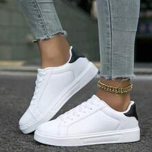 Lace-Up Casual Men's Athletic Sneakers, High Fashion White Shoes, Versatile Soft-Sole Student Skate Shoes, Non-Slip & Wear-Resistant, Size 36-45 - Black and White - View 4