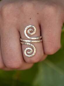 1pc Spiral Line Openwork Copper Alloy Ring, Minimalist & Unique Style Suitable For Men And Women Everyday Wear