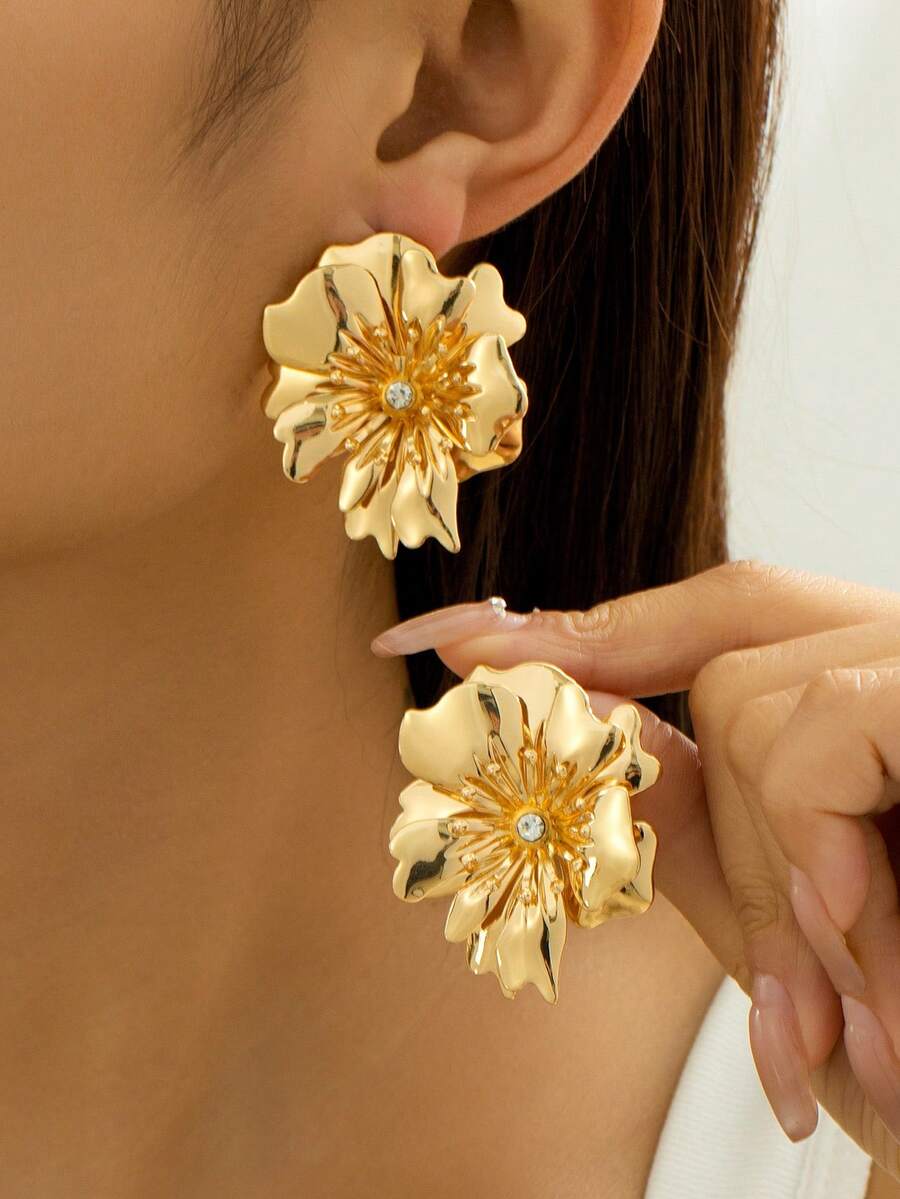 1 Đôi bông tai hoa hai lớp bất đối xứng kiểu cổ điển mộng mơ dành cho nữ - Vàng - Xem 1