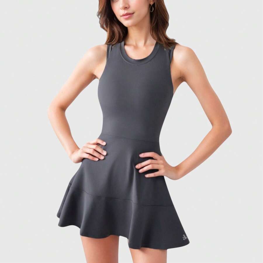 Vestido deportivo fluido con espalda de tirantes y shorts incorporados para mujer - Gris - Ver 1
