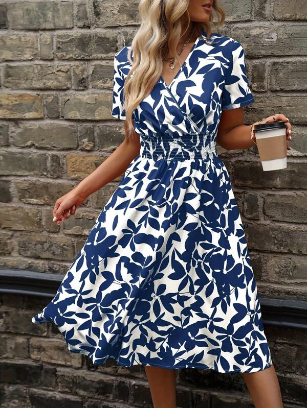 Women's Elegant Fashion Blue & White Leaf Print V-Neck Waist Cinching Dress, Flattering Silhouette, Graceful Style, Suitable For Daily Outing, Travelling, Spring/Summer
