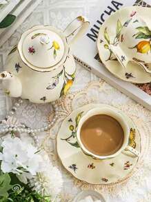 Set de cești și farfurioare vintage la modă, decorate cu pădure și lămâie, pictate manual cu ornamente aurii pe marginea ceștii, mâner și marginea farfurioarei; ceainic ceramic retro de înaltă calitate; disponibil în modele de lămâie, fluturi și insecte multicolore și florale, emanând o atmosferă sofisticată și elegantă.