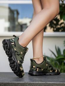 1 Pair Outdoor Military Green Camouflage Fabric Front Lace-Up Thick Sole Anti-Slip Durable Fashion Hiking Shoes, Breathable And Comfortable Unisex All Season Sports Sneakers - Green - View 1