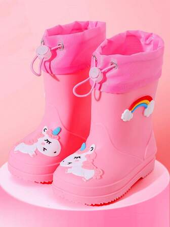Bottes de pluie mi-mollet pour enfants 2025, bottes de pluie en caoutchouc épaisses, chaudes et résistantes avec cordon de serrage de dessin animé mignon, chaussures en caoutchouc imperméables et haut de gamme pour garçons et filles, élèves du primaire, style frais