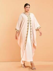 Plus Size New Arrival Hooded Robe With Floral Applique (Inner Garment Not Included) - Apricot - View 5