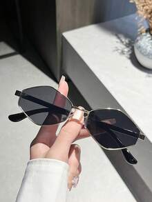 1 Pair Polygonal Minimalist Metal Frame Sunglasses, Suitable For Elegant Attire, Travel, Sports Style, Driving, Festivals, Beach, Music Festivals, Outings, Summer Accessories, Vacation, UV Protection, Golf, Hiking, Street Style Accessories, Sports, Parties, Outdoor Activities, Holiday, Sun Protection, Vacation For Summer Beach Vacation,Outdoor,Travel - 彩色 - 查看 2