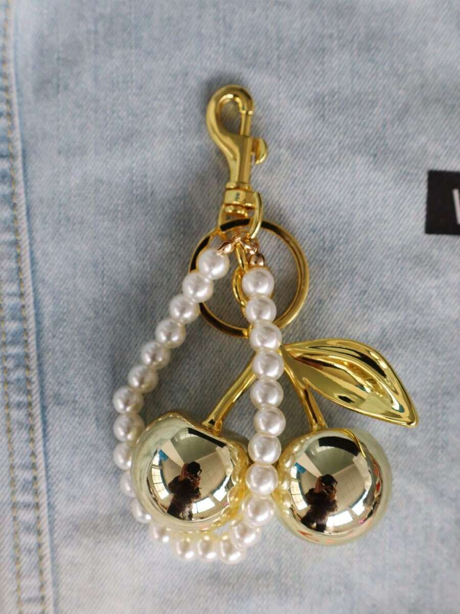 1pc Gold Unique Cherry Pearl Keychain, With Shiny Resin Pendant - Alloy Material, Customizable C-Shape Hook, Suitable For Women's Wallets And Bags, Ideal Gift For Family, Friends And Couples, Valentine's Day Gift, Summer Bracelet - Gold - View 1