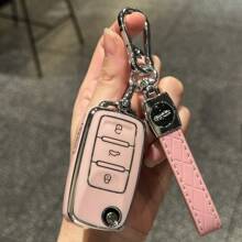 Key Fob Shell Case Cover For VW Jetta Passat Beetle Rabbit GTI CC EOS Amarok Golf 4 5 6 MK4 Polo MK7 Smart Key Protector Holder Car Accessories Bag Charm