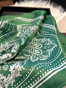 1pc Paisley Pattern Faux Silk 27.6in(70cm) Square Scarf, Multi-Purpose Bandana, Headwrap, Necktie For Men, Versatile Accessory