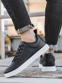 Men's Casual Fashion Skateboard Shoes, Flat Round Toe Lace-Up Comfortable Non-Slip Sole, Plus Size Sneakers Suitable For All Seasons ,Gym
